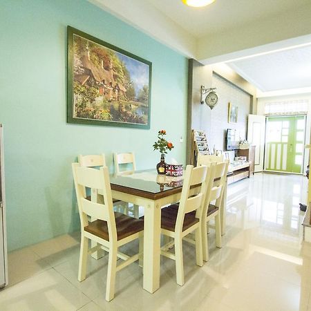 Vicking Guesthouse T'ai-tung Extérieur photo
