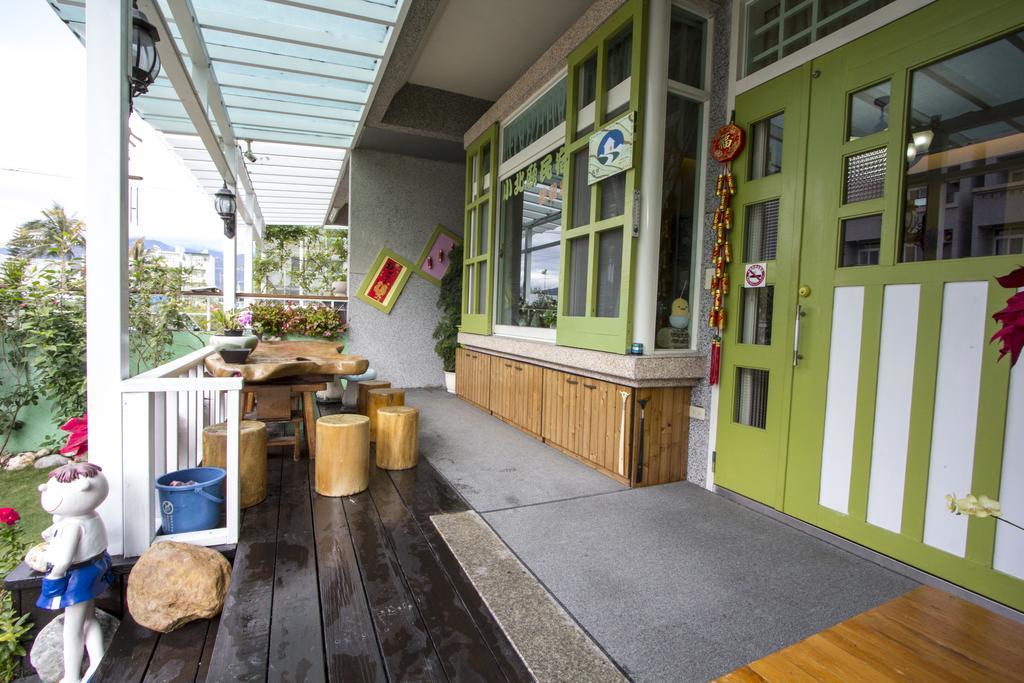 Vicking Guesthouse T'ai-tung Extérieur photo