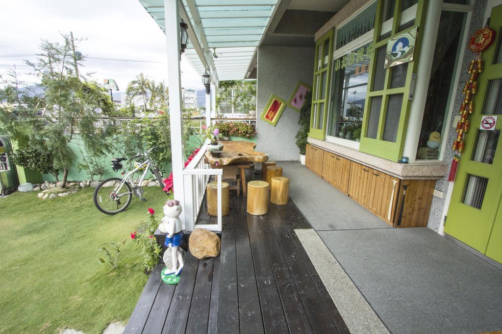 Vicking Guesthouse T'ai-tung Extérieur photo