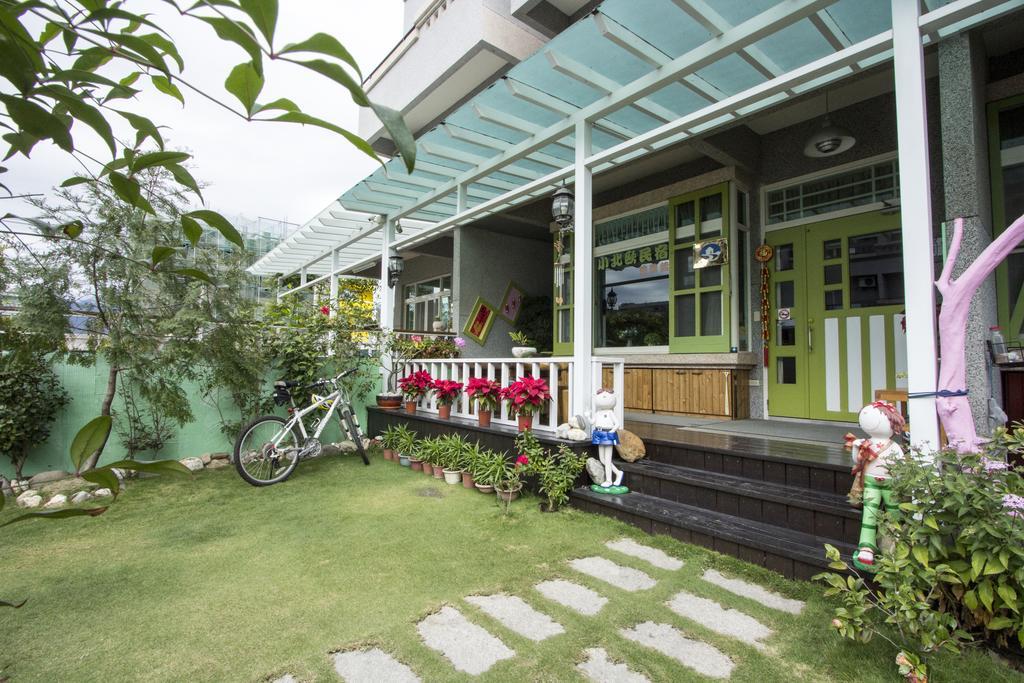 Vicking Guesthouse T'ai-tung Extérieur photo