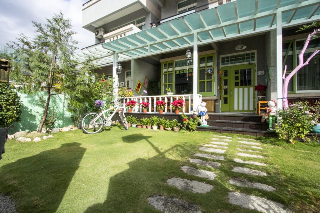 Vicking Guesthouse T'ai-tung Extérieur photo